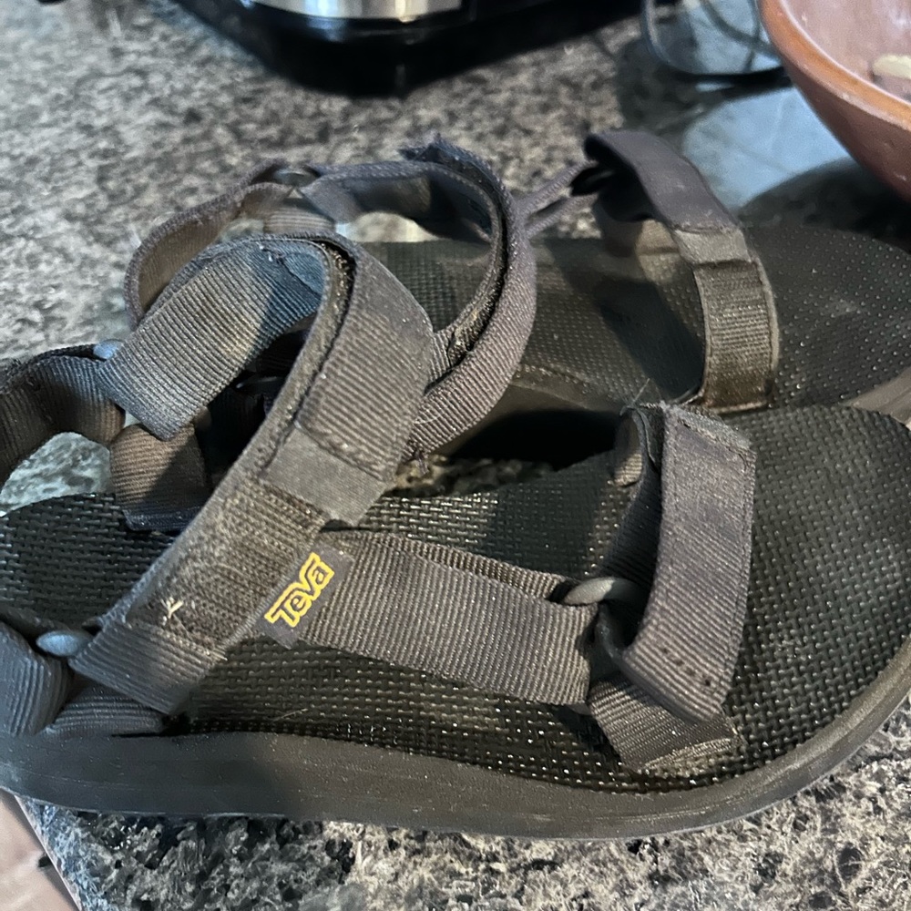 Women’s black tevas